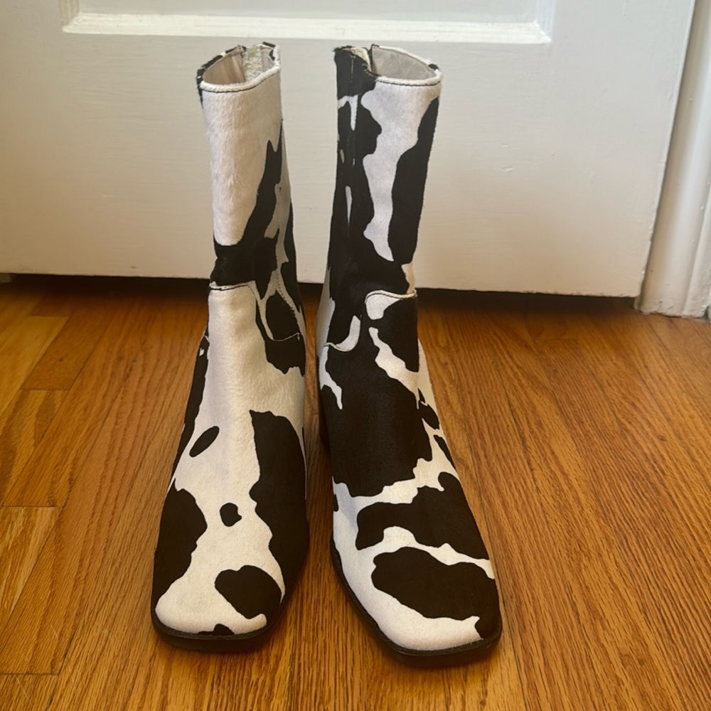 Lisa Says Gah Cowhide Heeled Boot